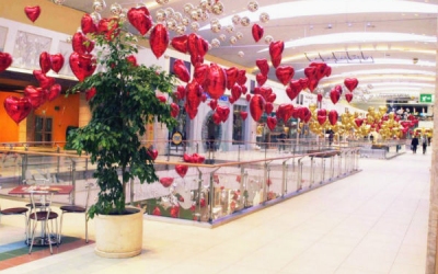 Оформление магазина шарами